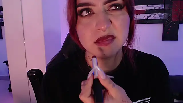 Snapshot of AnnikaMerliahh_ chatting on February 17, 3:42 pm AnnikaMerliahh online show from February 17, 3:42 pm
