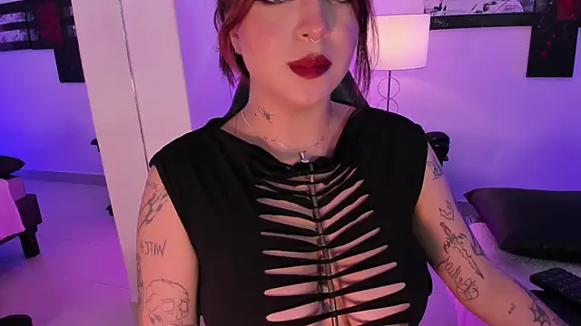 Snapshot of AnnikaMerliahh_ chatting on February 21, 3:21 pm AnnikaMerliahh online show from February 21, 3:21 pm