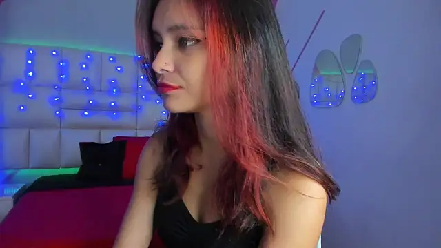 Snapshot of Salome_rouse1 chatting on October 22, 1:17 am Salome rouse1 online show from October 22, 1:17 am