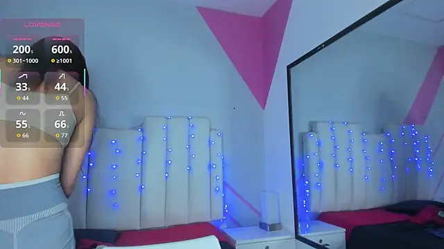 Snapshot of Salome_rouse1 chatting on November 25, 5:35 pm Salome rouse1 online show from November 25, 5:35 pm