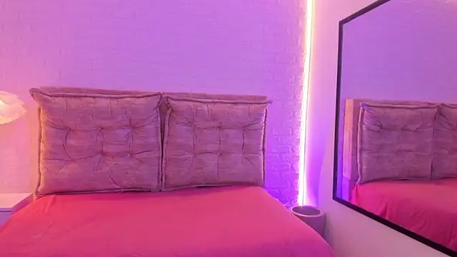 Snapshot of Salome_rouse1 chatting on November 29, 12:02 am Salome rouse1 online show from November 29, 12:02 am