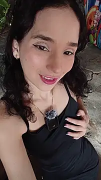 sweet outdoor charm online show from May 23, 4:11 pm