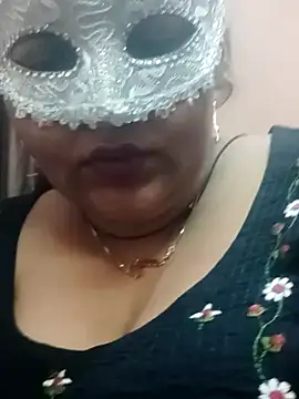 Snapshot of seemi_bhabhi chatting on January 19, 1:10 am seemi bhabhi online show from January 19, 1:10 am