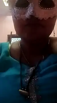 Snapshot of seemi_bhabhi chatting on February 22, 5:55 am seemi bhabhi online show from February 22, 5:55 am