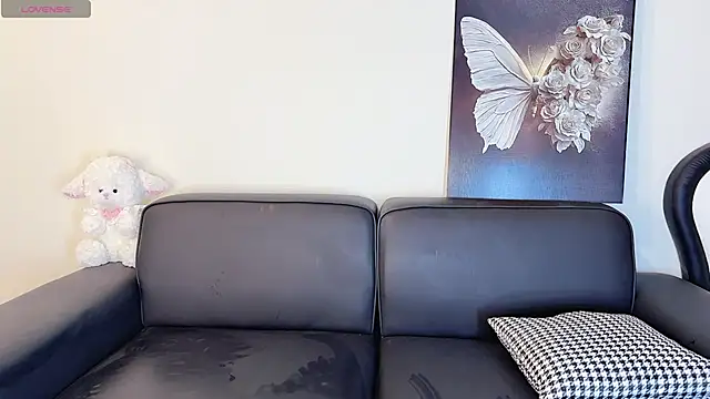 Snapshot of Lucky-susuBB chatting on December 1, 1:05 pm Lucky-susuBB online show from December 1, 1:05 pm