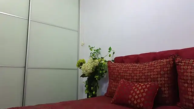 Snapshot of _Maddalena_ chatting on October 21, 8:31 pm Maddalena online show from October 21, 8:31 pm