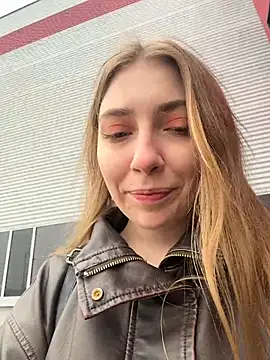 Sunny   Bunny online show from March 18, 8:06 am