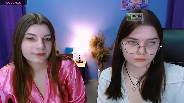pure radiance1 online show from January 16, 9:48 am