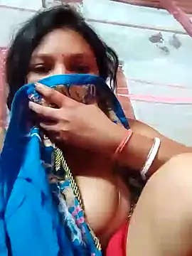 Snapshot of Priya_2222 chatting on December 8, 1:35 am Priya 2222 online show from December 8, 1:35 am