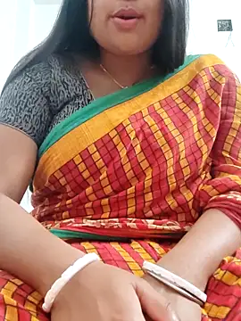 Snapshot of Priya_2222 chatting on February 14, 5:03 pm Priya 2222 online show from February 14, 5:03 pm