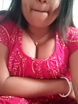 Snapshot of Priya_2222 chatting on February 16, 10:54 am Priya 2222 online show from February 16, 10:54 am