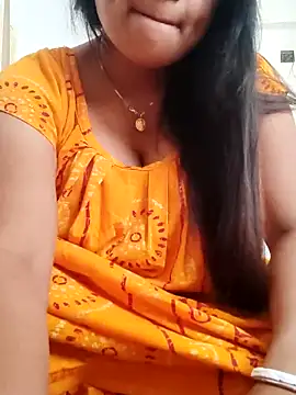 Snapshot of Priya_2222 chatting on February 28, 6:10 am Priya 2222 online show from February 28, 6:10 am