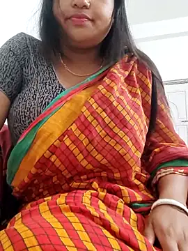 Snapshot of Priya_2222 chatting on March 5, 4:57 pm Priya 2222 online show from March 5, 4:57 pm