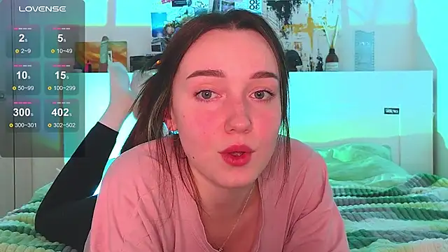 Wild Sophie  online show from January 5, 7:17 pm