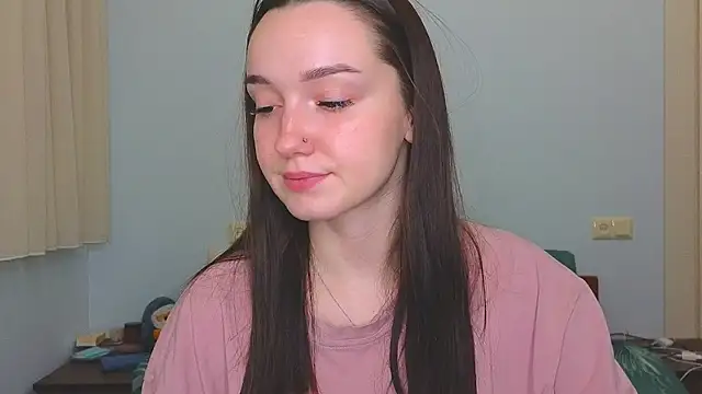 Wild Sophie  online show from January 25, 8:21 pm