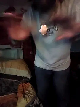 Snapshot of Ozomitro chatting on February 23, 4:26 pm Ozomitro online show from February 23, 4:26 pm