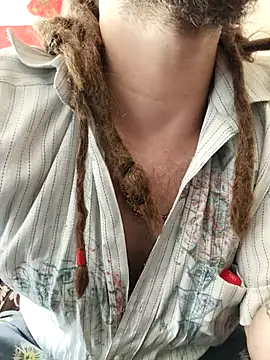 Snapshot of Ozomitro chatting on February 25, 11:42 am Ozomitro online show from February 25, 11:42 am