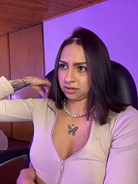 Hilary pinkk online show from March 2, 7:48 am