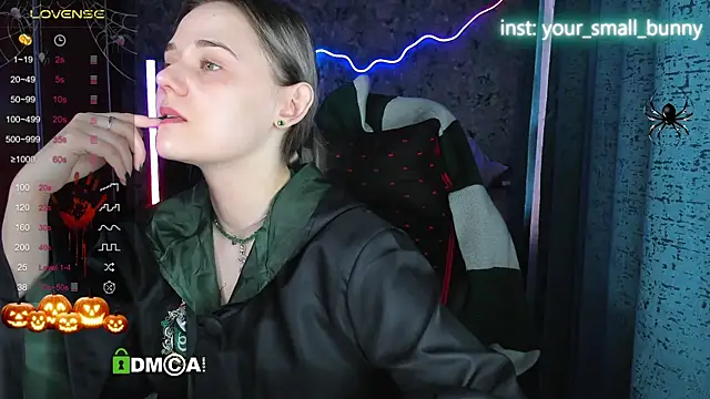 Your small bunny online show from November 1, 2:13 am