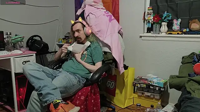 tallnerdyguy online show from March 1, 2:35 am