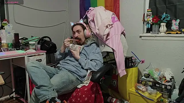 tallnerdyguy online show from March 23, 2:37 am