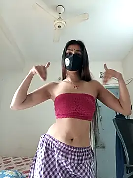 Snapshot of Tisha-01 chatting on April 4, 4:11 am Tisha-01 online show from April 4, 4:11 am