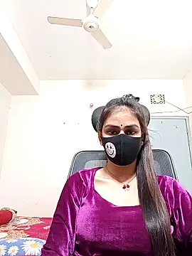 Snapshot of Tisha-01 chatting on April 8, 1:44 pm Tisha-01 online show from April 8, 1:44 pm