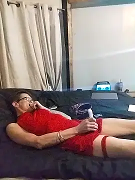 Snapshot of ivylee31 chatting on December 19, 8:23 am ivylee31 online show from December 19, 8:23 am