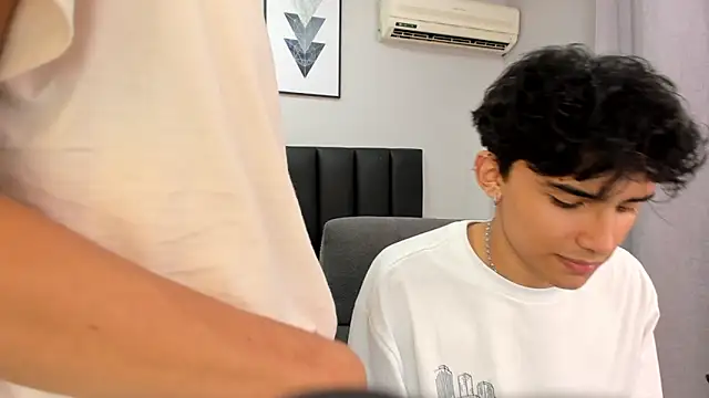 Snapshot of KLAUS_SUNRISE_XX chatting on January 15, 4:47 am KLAUS SUNRISE XX online show from January 15, 4:47 am