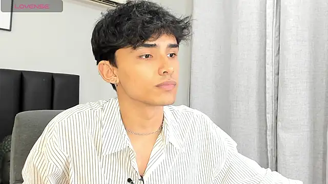 Snapshot of KLAUS_SUNRISE_XX chatting on January 16, 6:03 am KLAUS SUNRISE XX online show from January 16, 6:03 am