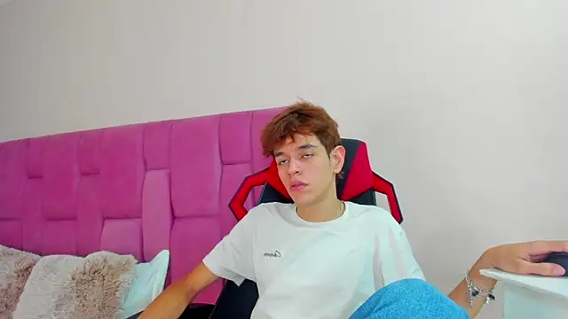 Snapshot of KLAUS_SUNRISE_XX chatting on January 19, 9:23 pm KLAUS SUNRISE XX online show from January 19, 9:23 pm