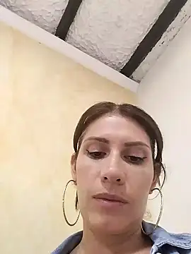 Alysson-- online show from January 10, 4:20 pm