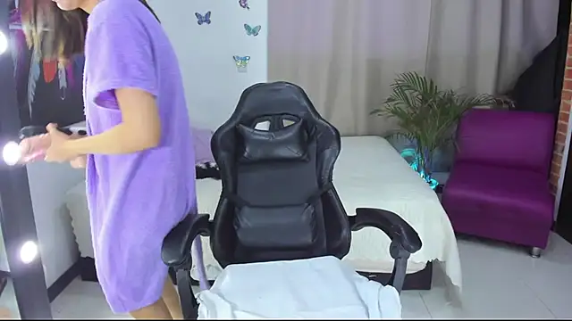 lunoxx  online show from November 29, 3:53 am