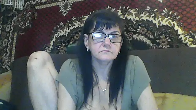 AlanaLaDream online show from November 9, 1:20 pm