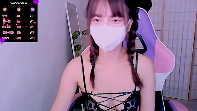 Snapshot of desiregirl69 chatting on March 3, 3:09 pm desiregirl69 online show from March 3, 3:09 pm