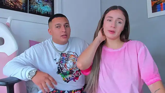 Snapshot of naughtyloverss chatting on December 30, 1:47 pm naughtyloverss online show from December 30, 1:47 pm