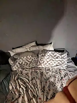 Snapshot of MsPink_Flamingtoes544 chatting on December 20, 11:28 am MsPink Flamingtoes544 online show from December 20, 11:28 am