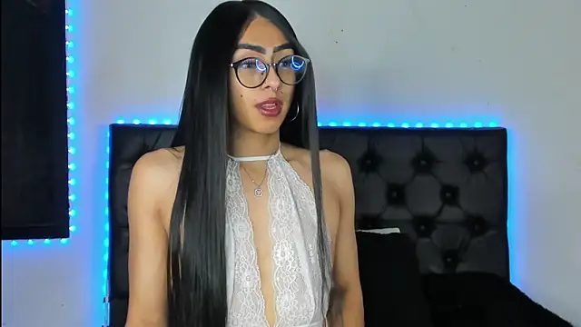 Skyler  blue4 online show from January 12, 4:42 am