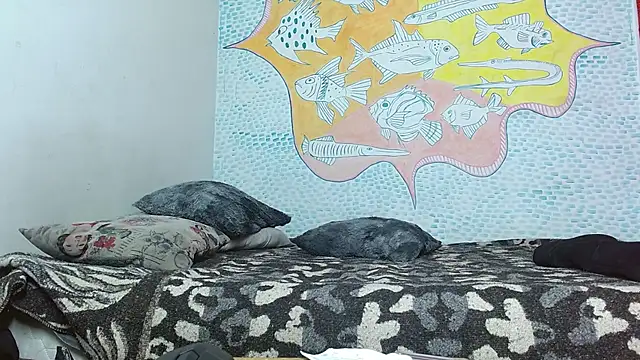 Party trans online show from March 5, 9:04 pm