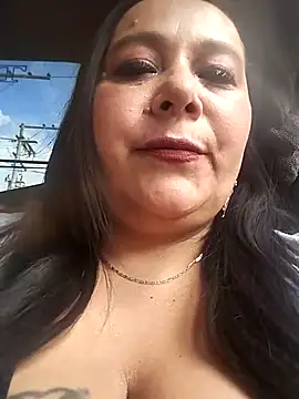 Snapshot of sara_pineros chatting on February 26, 9:16 pm sara pineros online show from February 26, 9:16 pm