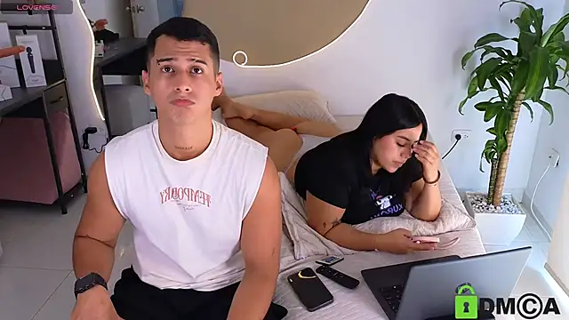 hot69temptation  online show from March 19, 3:27 pm