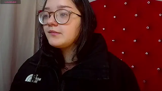 Snapshot of charlotte1-ls chatting on October 15, 9:15 pm charlotte1-ls online show from October 15, 9:15 pm