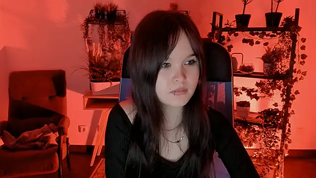 Snapshot of Elainebeness chatting on March 10, 7:30 pm Elainebeness online show from March 10, 7:30 pm