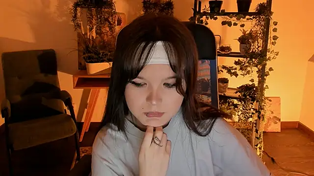 Snapshot of Elainebeness chatting on March 15, 7:31 pm Elainebeness online show from March 15, 7:31 pm