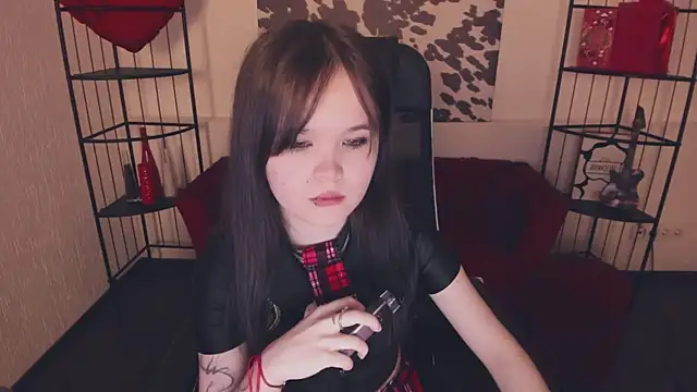 Snapshot of Elainebeness chatting on April 7, 7:47 pm Elainebeness online show from April 7, 7:47 pm