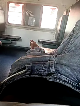 Snapshot of 1010SumiT chatting on November 10, 7:07 am 1010SumiT online show from November 10, 7:07 am