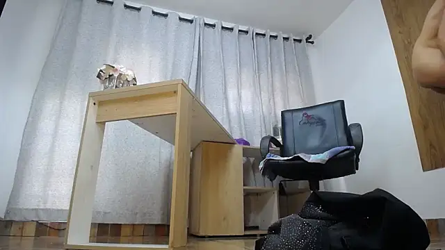 Kathleen Rodriguez online show from October 15, 11:32 am