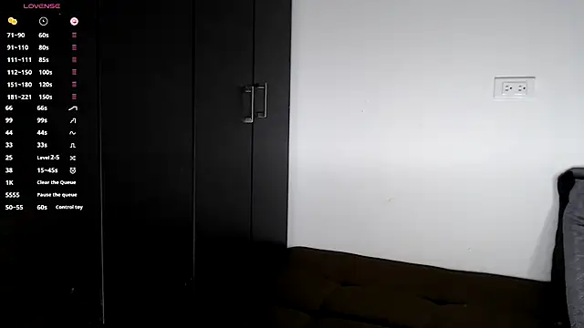 Snapshot of gigilovedback chatting on November 24, 11:04 pm gigilovedback online show from November 24, 11:04 pm