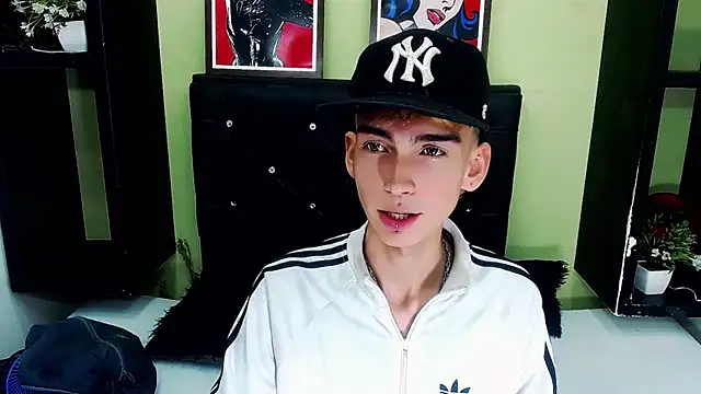 ttimy x boy online show from March 8, 8:46 pm