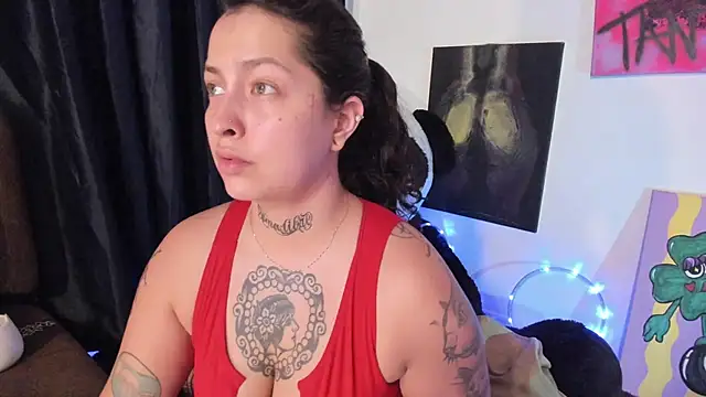 Snapshot of badsombra chatting on November 26, 5:03 pm badsombra online show from November 26, 5:03 pm